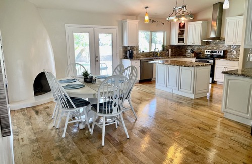 Bellair House | Relaxing Vibes at this 3 bedroom house with Pool