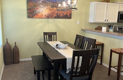 Laguna Vista Villa | Relaxing Villa - 15 mins from South Padre Island