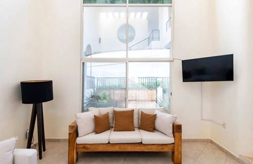 Punta Negra Villa | Relaxing Villa Casa Blanca with pool - 1 min walk to beach!