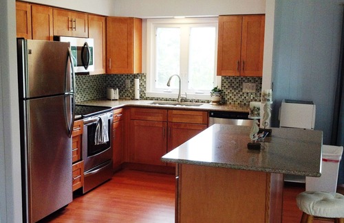 Jamestown Shores House | Relaxing Water View Home - Walk to Beach