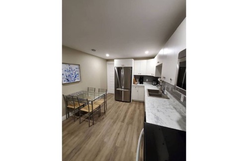 Prince William Apartment | Relaxing Waterfront Private Queen Suite Apartment