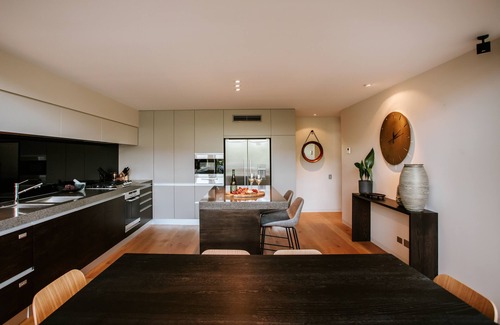 Wanaka Apartment | Release Wanaka - Lake Edge