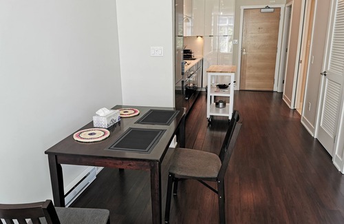 Fairview Condo | Relocation special/Kits Garden View Condo/30% OFF &Tax Free