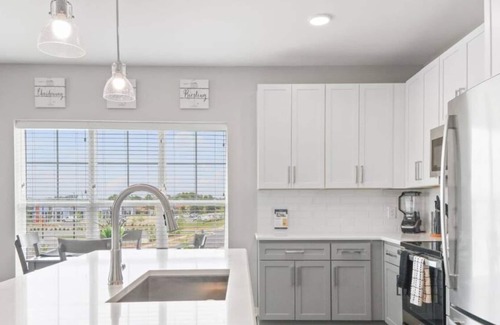 Paw Creek Condo | Reluxme | 2BR Oasis Near Airport & Attractions