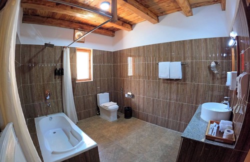 Paro Hotel | Rema Resort