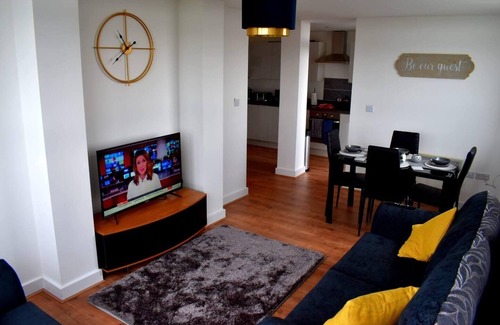 Sefton Park Apartment | Remarkable 2-Bed Apartment in leafy Sefton Park
