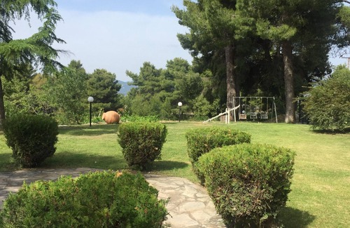 Oropos House | Remarkable 2-Bed House in Varnavas