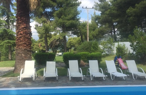 Oropos House | Remarkable 2-Bed House in Varnavas