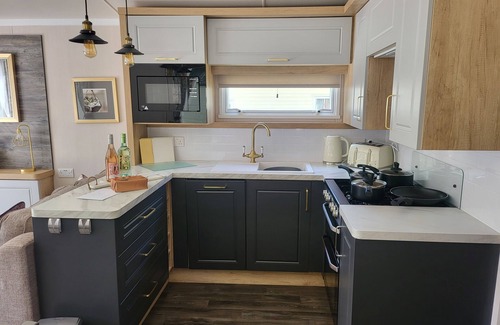 St Minver Cabin | Remarkable 3-Bed lodge in St Minver