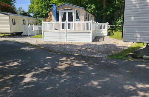 St Minver Cabin | Remarkable 3-Bed lodge in St Minver