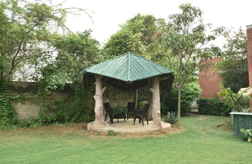 South West Villa | Remarkable 6-Bedroom farmhouse in South Delhi