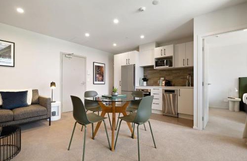 Frankton Apartment | Remarkable Retreat
