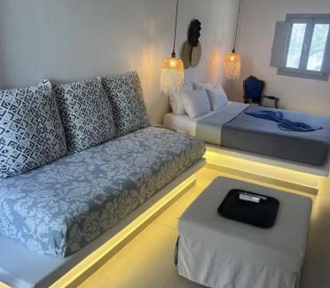 Perissa Apartment | Rembelos Santorini