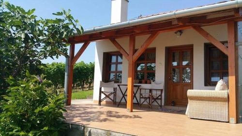 Nagyharsany House | Remete-lak