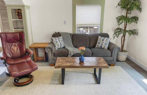Grand Junction House | Reminiscent Downtown Cottage cottage