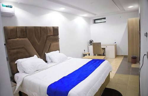Sagamu Hotel | Remo Majestic Hotel