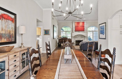 Templeton House | Remodeled 1-Acre Templeton Escape w/Fire Pit