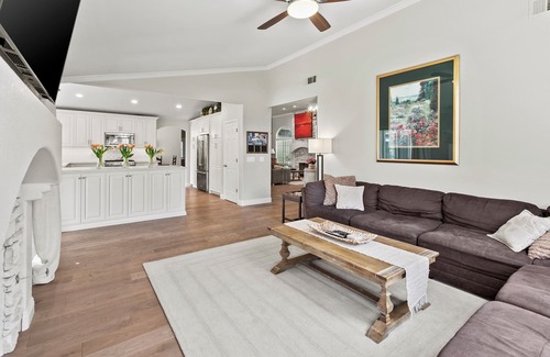 Templeton House | Remodeled 1-Acre Templeton Escape w/Fire Pit