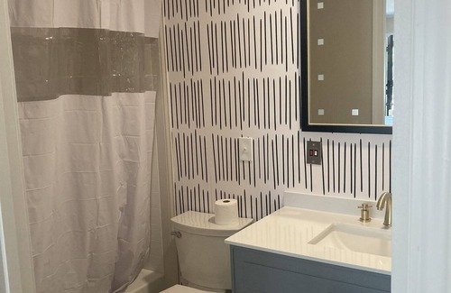 Wappapello Resort | Remodeled 2 Queen Room w/high speed internet