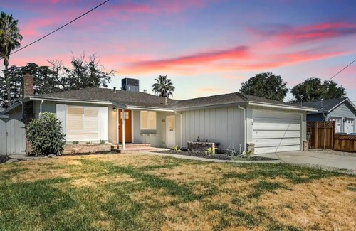 Livermore House | Remodeled 3 bedroom home close to downtown
