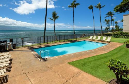 Maalaea House | Remodeled 3 Bedroom Oceanfront Condo — Sleeps 8