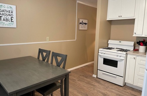 Owensboro House | Remodeled 3bd house near airport.