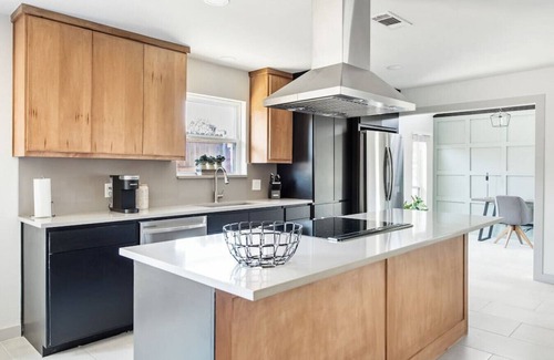 Plano House | Remodeled 4 bedroom home with pool and pool table