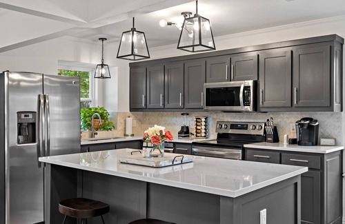 Frisco House | Remodeled 4 bedroom plus office in Downtown Frisco, Texas.
