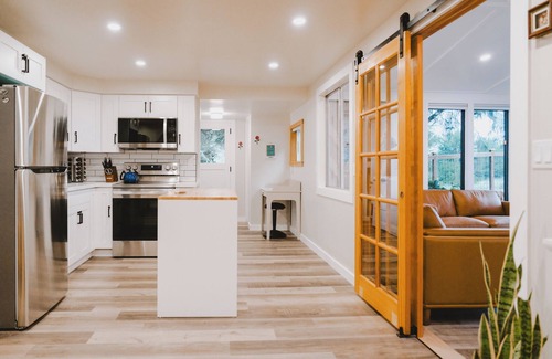 Copalis Beach Cottage | Remodeled Copalis Beach cottage with fully fenced yard