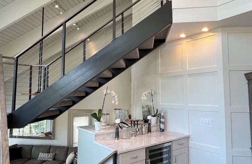 Deer Valley House | Remodeled Deer Valley Condo ~ Amazing Views ~ Minutes from Slopes & Main Street