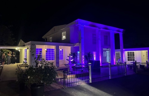 North Broadway House | Remodeled Estate w/pool and Serene Mountain Views, Central to city & Event Space