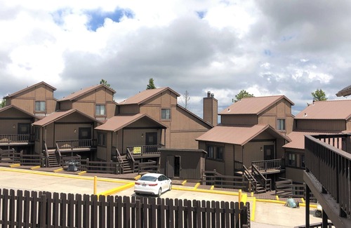 Lead Condo | Remodeled Fully Furnished 5 Star Resort Condo located at Terry Peak, Black Hills