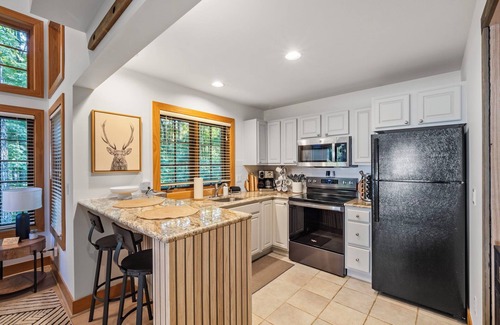 Boyne Falls Condo | Remodeled | Game Room | gas Fireplace | Walking Distance to the Slopes!