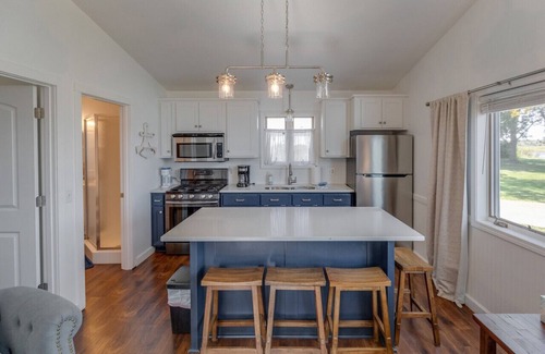 Brainerd Apartment | Remodeled, Grill, Outside Seating, Dock, Swimming