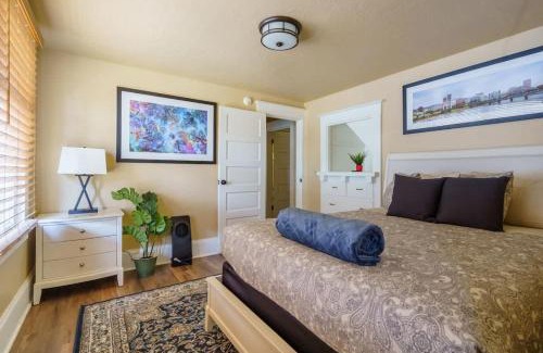 Richmond House | Remodeled Home in the Heart of Hawthorne