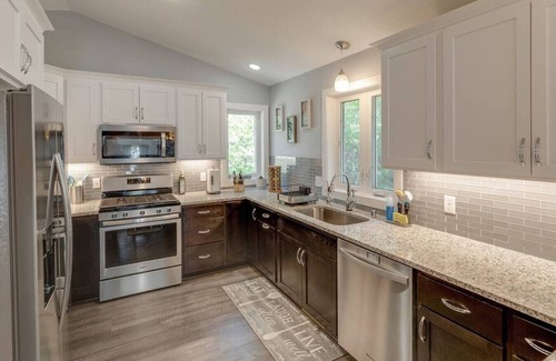 Garrison Apartment | Remodeled Home on Great Fishing & Swimming Bay!