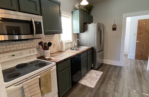Alma House | Remodeled house blocks from Harlan County Reservoir