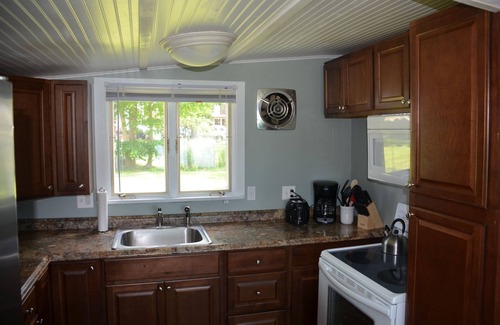Town of Richmond Cottage | Remodeled Lake House