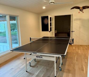 Green Lake House | Remodeled Lake Retreat Putting Green, Game RoomBar