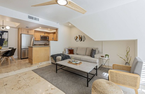 Camelback East Condo | Remodeled Luxury Condo with Heated Pool, Spa and Hiking Trails Nearby!