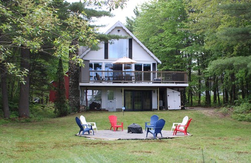 Standish Ski Chalet | Remodeled Maine Home with Watchic Lake Access