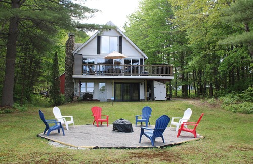 Standish Ski Chalet | Remodeled Maine Home with Watchic Lake Access