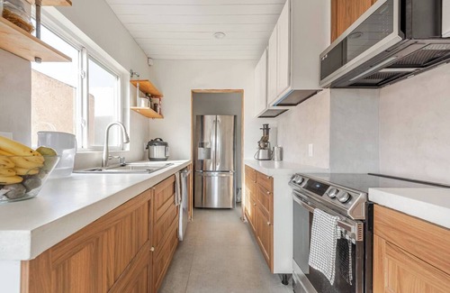 Compton House | Remodeled Mid-Century Spanish house