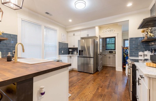 East Midtown House | Remodeled Midtown Home - family sized with deck