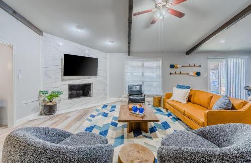 Little Elm House | Remodeled Ping-Pong Fire Pit Patio Stars Near Lake Lewisville Pet OK by Vacation Your Way