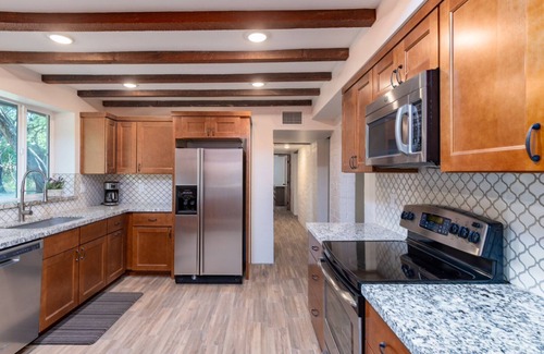 Tanque Verde House | Remodeled Ranch House on 3 acres with Horse Facilities