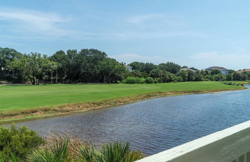 Sealoft Villas Villa | Remodeled Sealoft! Beautiful Lagoon/Golf Views! Close to Beach/Pools! Amenity Cards!