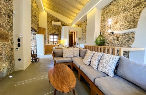 Kantanos-Selino House | Remodeled Stone Country house - Two bedrooms maisonette