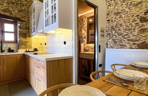 Kantanos-Selino House | Remodeled Stone Country house - Two bedrooms maisonette