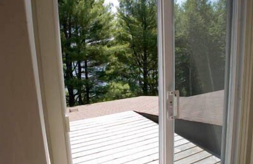 Gravenhurst Cottage | Remodelled Cottage on Private Beach in the Heart of Muskoka